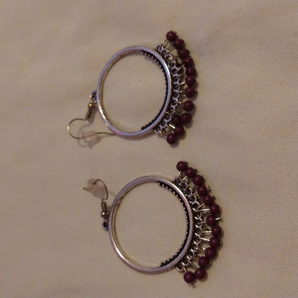 Brown Beads on Silvertone Circle Dangling Earrings